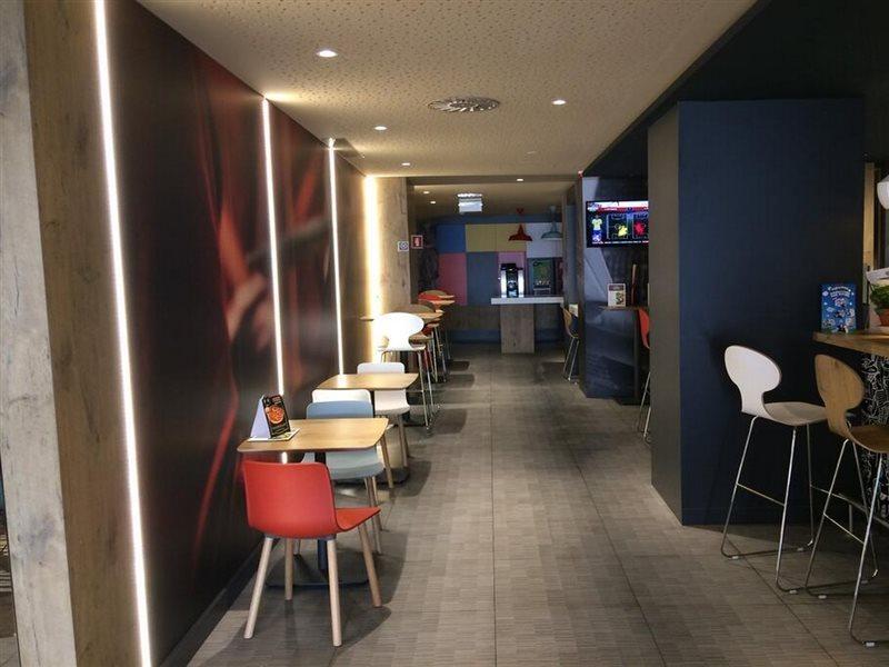 Hotel Ibis ブラガ エクステリア 写真