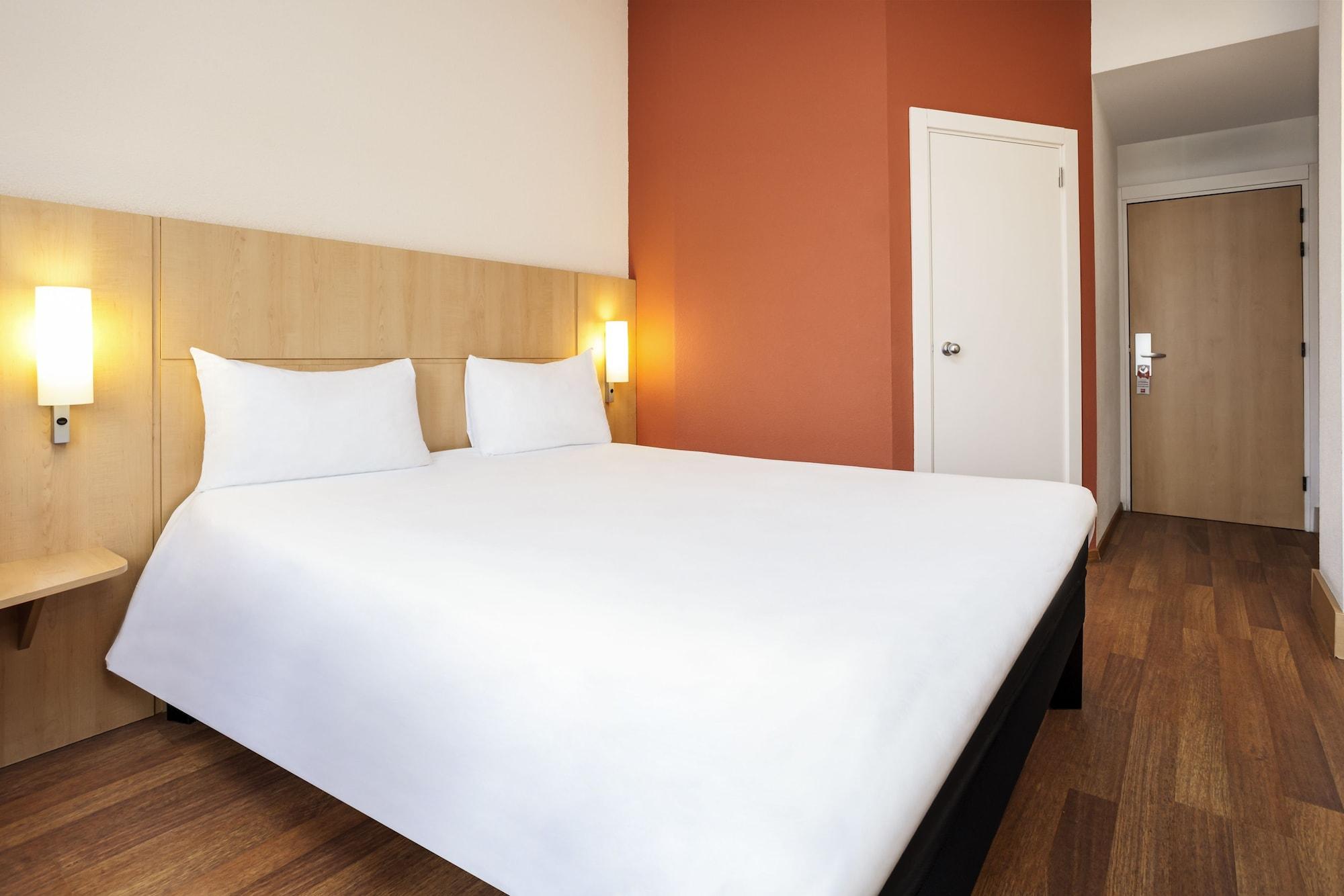 Hotel Ibis ブラガ エクステリア 写真