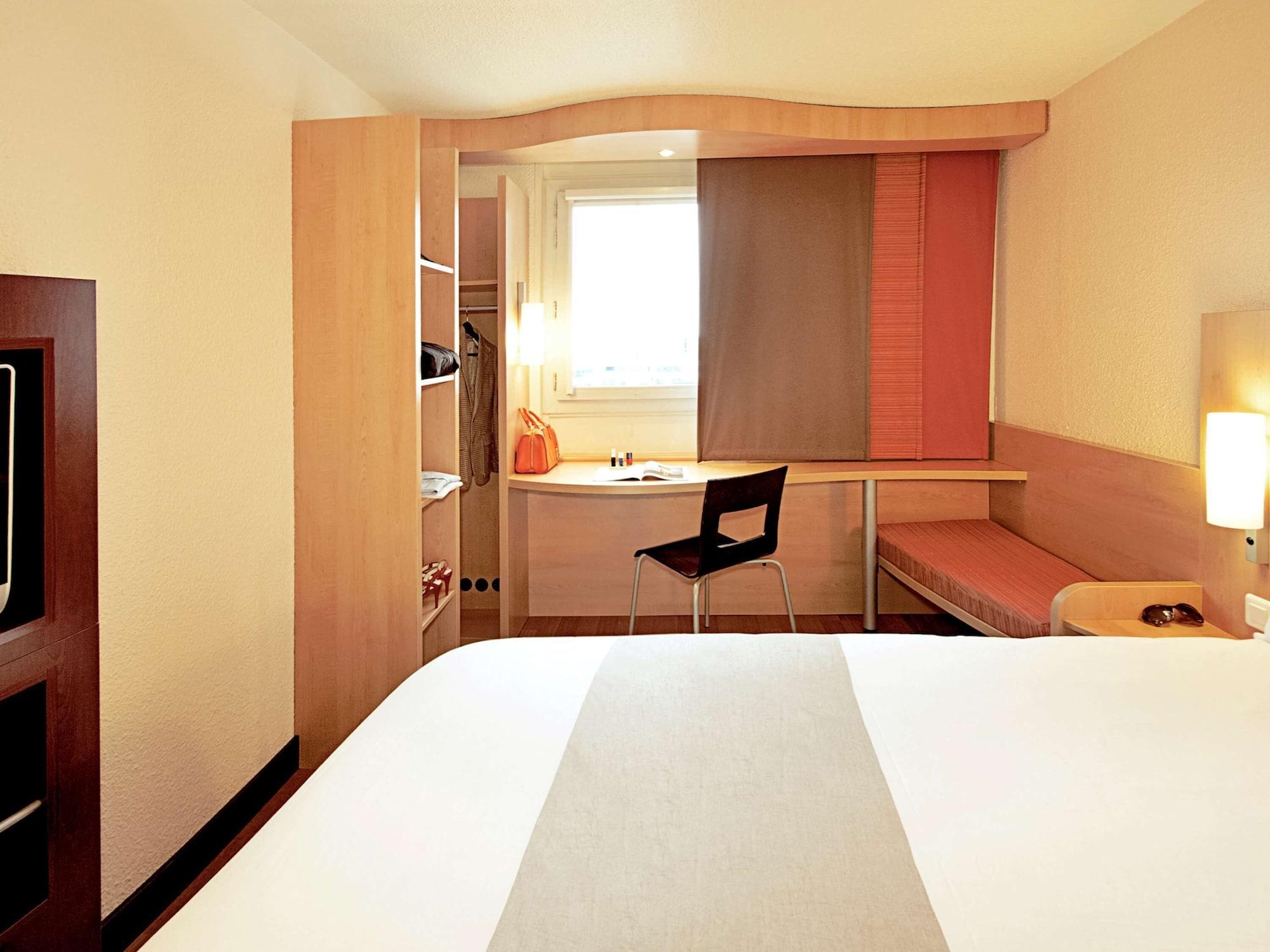 Hotel Ibis ブラガ エクステリア 写真